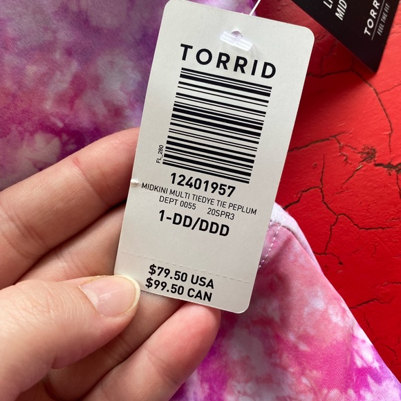 NWT Torrid tie-dye peplum swim set. 1X/2X - Picture 5 of 7